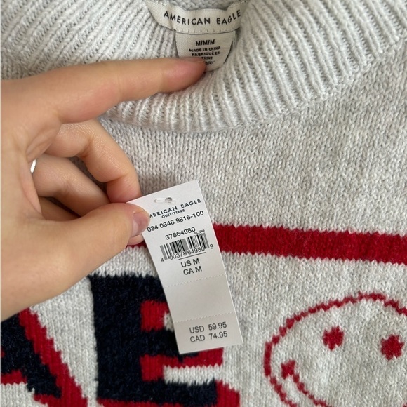 American Eagle Outfitters grey “AE” logo crewneck smiley size M new - Picture 3 of 5